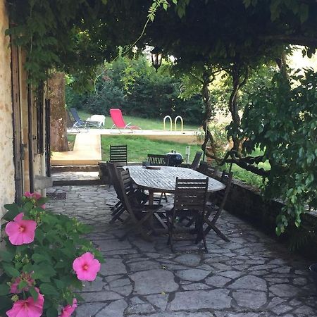Maison En Perigord A 5 Mn A Pieds Du Centre Sarlat Εξωτερικό φωτογραφία